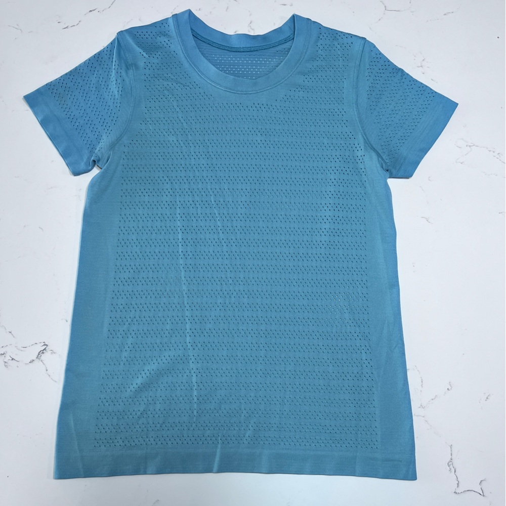 Lululemon Breeze By Short Sleeve *Squad Cascade Blue / Cascade Blue